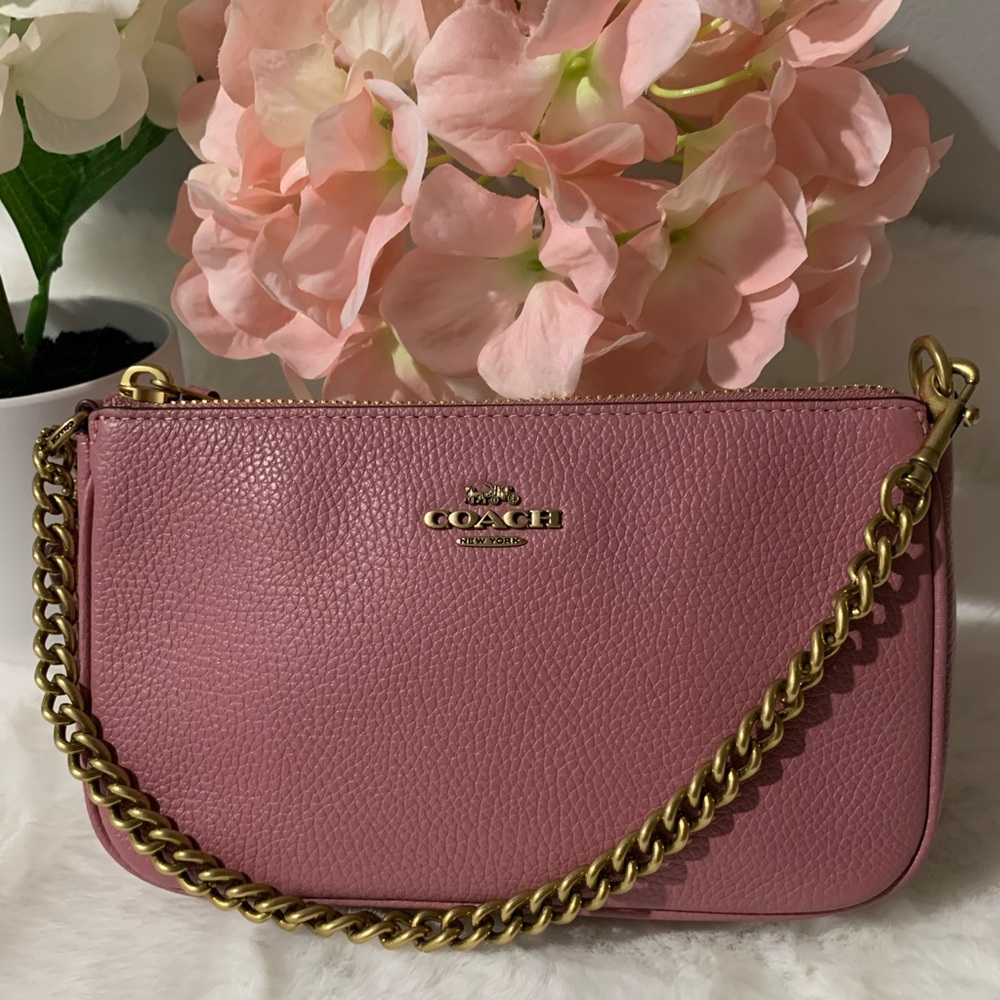 SOLD ❌Coach Nolita Wristlet 19🌷🌷